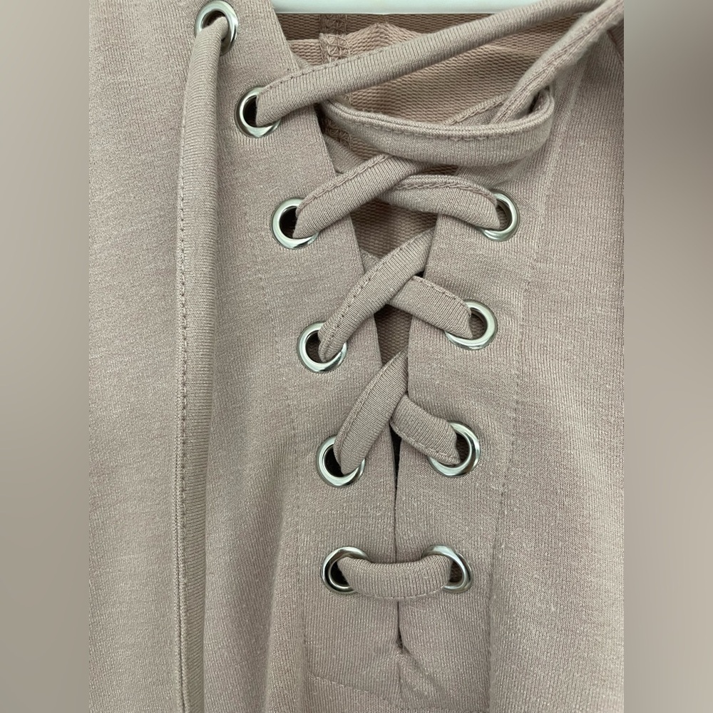 Dynamite Sweater - Picture 2 of 5